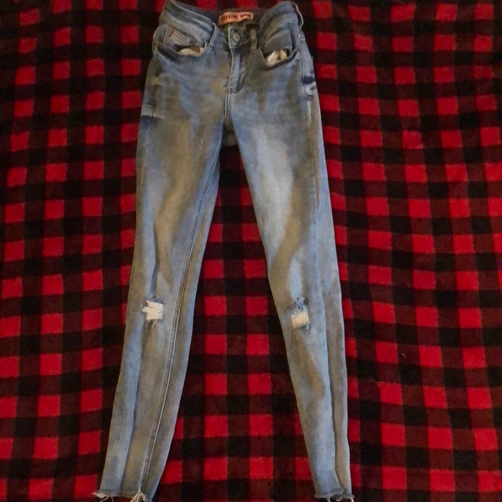 skinney medium rise jeans.